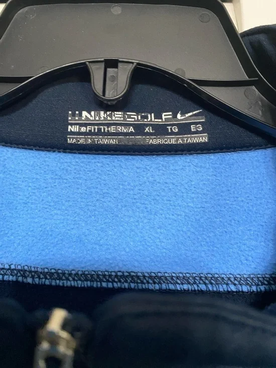 Nike Golf Nike Fit Therma Pullover Black and Light Blue Size XL - Picture 2 of 5